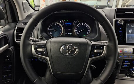 Toyota Land Cruiser Prado 150 рестайлинг 2, 2019 год, 5 500 000 рублей, 4 фотография