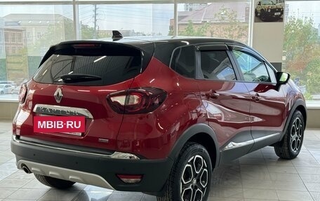 Renault Kaptur I рестайлинг, 2021 год, 1 880 000 рублей, 6 фотография