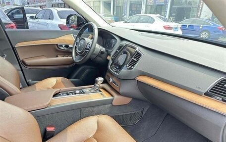Volvo XC90 II рестайлинг, 2020 год, 4 970 000 рублей, 14 фотография