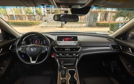 Honda Accord IX рестайлинг, 2021 год, 2 200 000 рублей, 10 фотография