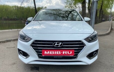 Hyundai Solaris II рестайлинг, 2017 год, 1 430 000 рублей, 2 фотография