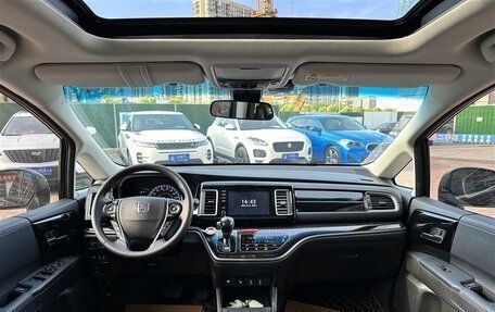 Honda Elysion, 2021 год, 3 800 000 рублей, 5 фотография