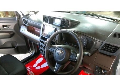 Toyota Roomy I, 2020 год, 800 000 рублей, 22 фотография