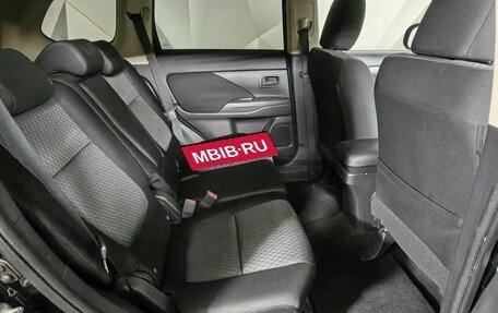 Mitsubishi Outlander III рестайлинг 3, 2013 год, 1 297 000 рублей, 12 фотография
