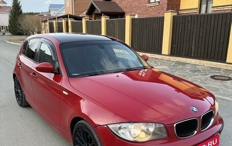 BMW 1 серия, 2009 год, 990 000 рублей, 1 фотография