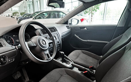 Volkswagen Jetta VI, 2014 год, 1 294 000 рублей, 16 фотография