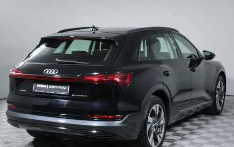 Audi e-tron I, 2020 год, 4 150 000 рублей, 5 фотография