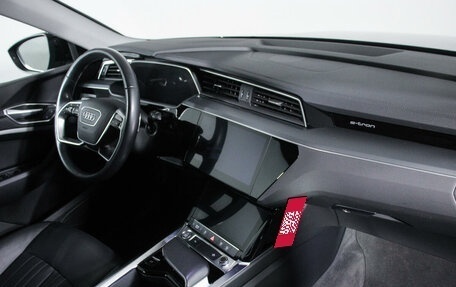 Audi e-tron I, 2020 год, 4 150 000 рублей, 9 фотография