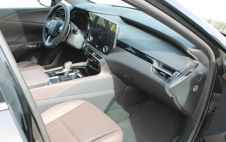 Lexus RX IV рестайлинг, 2024 год, 12 370 000 рублей, 10 фотография