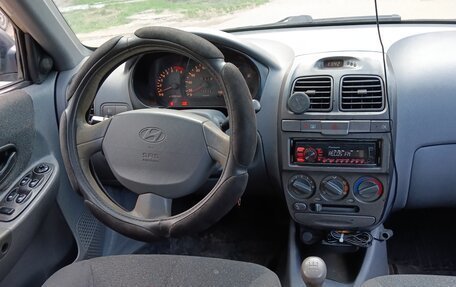 Hyundai Accent II, 2003 год, 270 000 рублей, 10 фотография