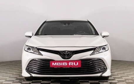 Toyota Camry, 2018 год, 3 449 444 рублей, 2 фотография