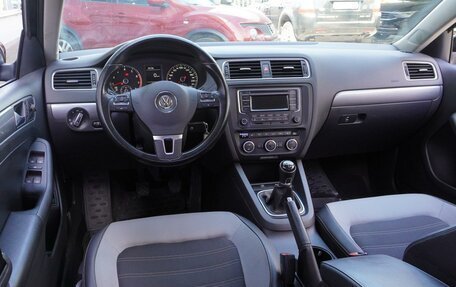 Volkswagen Jetta VI, 2014 год, 1 399 000 рублей, 6 фотография