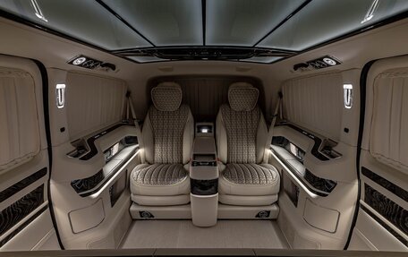 Mercedes-Benz V-Класс, 2022 год, 44 850 000 рублей, 25 фотография