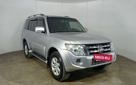 Mitsubishi Pajero IV, 2011 год, 2 280 000 рублей, 3 фотография