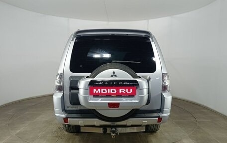Mitsubishi Pajero IV, 2011 год, 2 280 000 рублей, 6 фотография