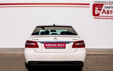 Mercedes-Benz E-Класс, 2012 год, 1 790 000 рублей, 7 фотография
