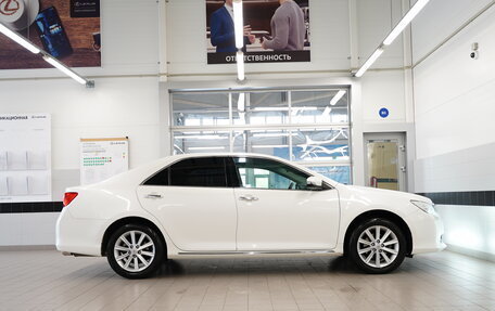 Toyota Camry, 2014 год, 1 850 000 рублей, 8 фотография