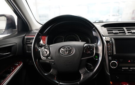 Toyota Camry, 2014 год, 1 850 000 рублей, 15 фотография