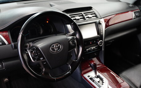 Toyota Camry, 2014 год, 1 850 000 рублей, 12 фотография