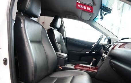 Toyota Camry, 2014 год, 1 850 000 рублей, 10 фотография