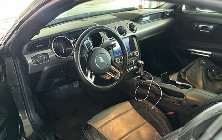 Ford Mustang VI рестайлинг, 2019 год, 2 850 000 рублей, 5 фотография