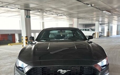 Ford Mustang VI рестайлинг, 2019 год, 2 850 000 рублей, 3 фотография