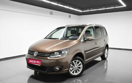 Volkswagen Touran III, 2012 год, 1 395 000 рублей, 1 фотография