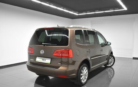 Volkswagen Touran III, 2012 год, 1 395 000 рублей, 2 фотография