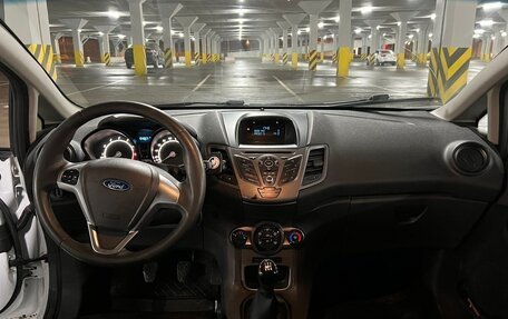 Ford Fiesta, 2016 год, 740 000 рублей, 6 фотография