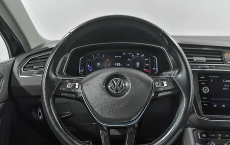 Volkswagen Tiguan II, 2018 год, 2 302 000 рублей, 5 фотография