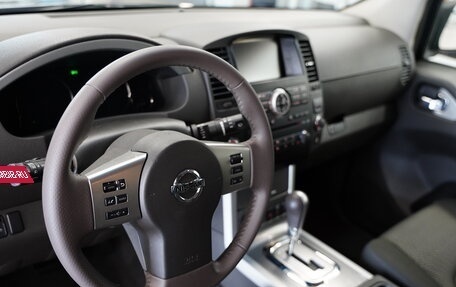 Nissan Pathfinder, 2012 год, 1 900 000 рублей, 13 фотография