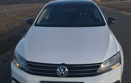 Volkswagen Jetta VI, 2015 год, 850 000 рублей, 2 фотография