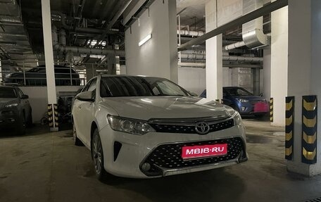Toyota Camry, 2017 год, 2 370 000 рублей, 1 фотография