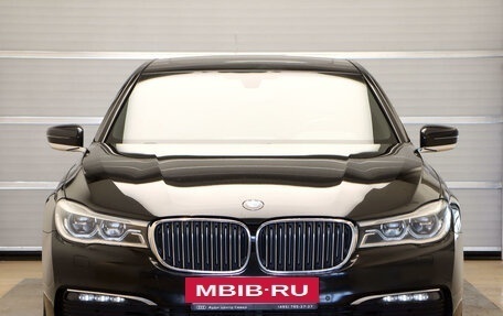 BMW 7 серия, 2018 год, 3 697 000 рублей, 2 фотография