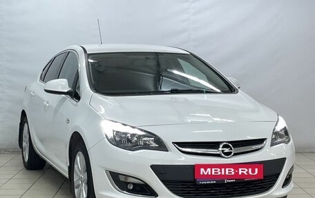 Opel Astra J, 2014 год, 1 125 000 рублей, 2 фотография