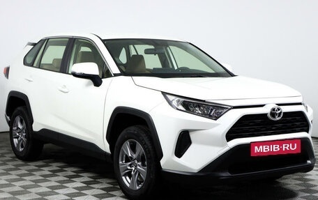 Toyota RAV4, 2022 год, 4 250 000 рублей, 3 фотография