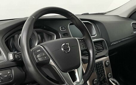 Volvo V40 Cross Country I, 2017 год, 2 449 000 рублей, 14 фотография