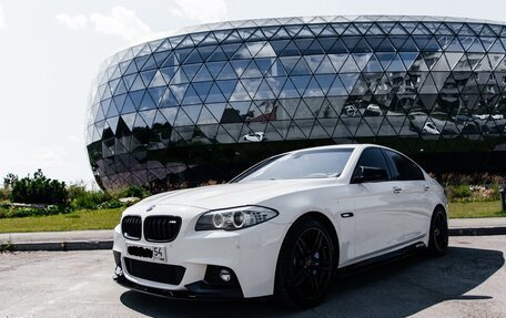 BMW 5 серия, 2013 год, 3 010 000 рублей, 1 фотография