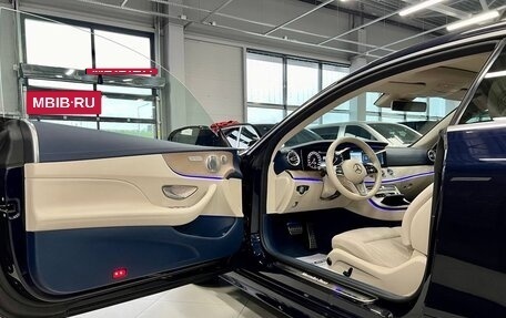 Mercedes-Benz E-Класс, 2020 год, 4 700 000 рублей, 9 фотография