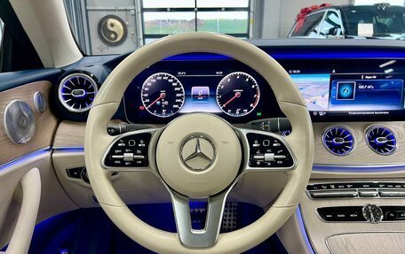 Mercedes-Benz E-Класс, 2020 год, 4 700 000 рублей, 32 фотография