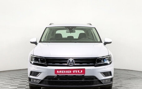 Volkswagen Tiguan II, 2020 год, 2 690 000 рублей, 2 фотография