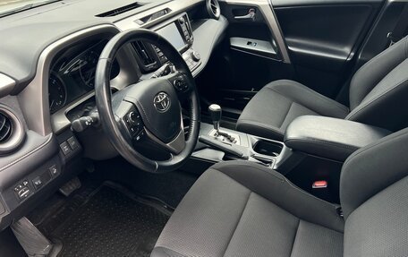 Toyota RAV4, 2017 год, 2 900 000 рублей, 7 фотография