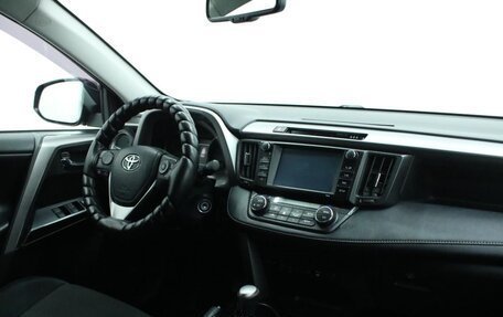 Toyota RAV4, 2017 год, 2 790 000 рублей, 3 фотография