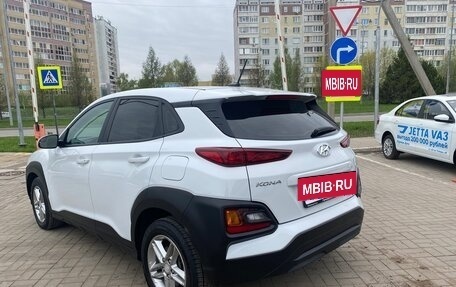 Hyundai Kona I, 2018 год, 1 900 000 рублей, 2 фотография