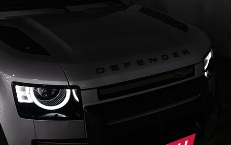 Land Rover Defender II, 2020 год, 7 000 000 рублей, 5 фотография