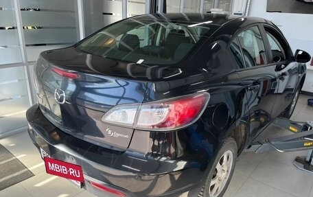 Mazda 3, 2011 год, 1 055 000 рублей, 10 фотография