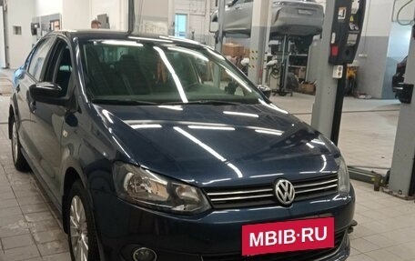 Volkswagen Polo VI (EU Market), 2014 год, 905 000 рублей, 2 фотография