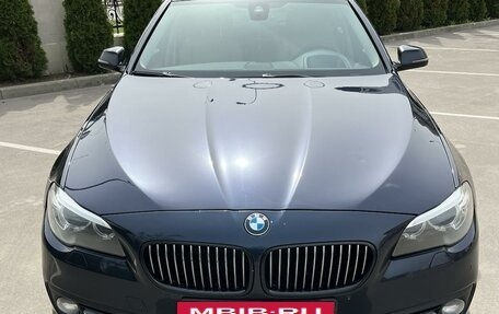 BMW 5 серия, 2015 год, 2 499 000 рублей, 2 фотография