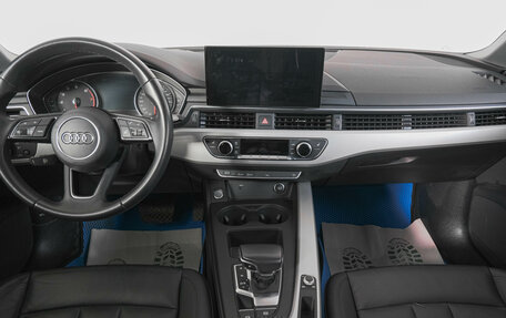 Audi A4, 2021 год, 4 079 000 рублей, 13 фотография