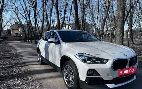 BMW X2, 2019 год, 2 800 000 рублей, 3 фотография